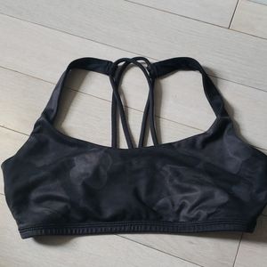 Lululemon sports bra